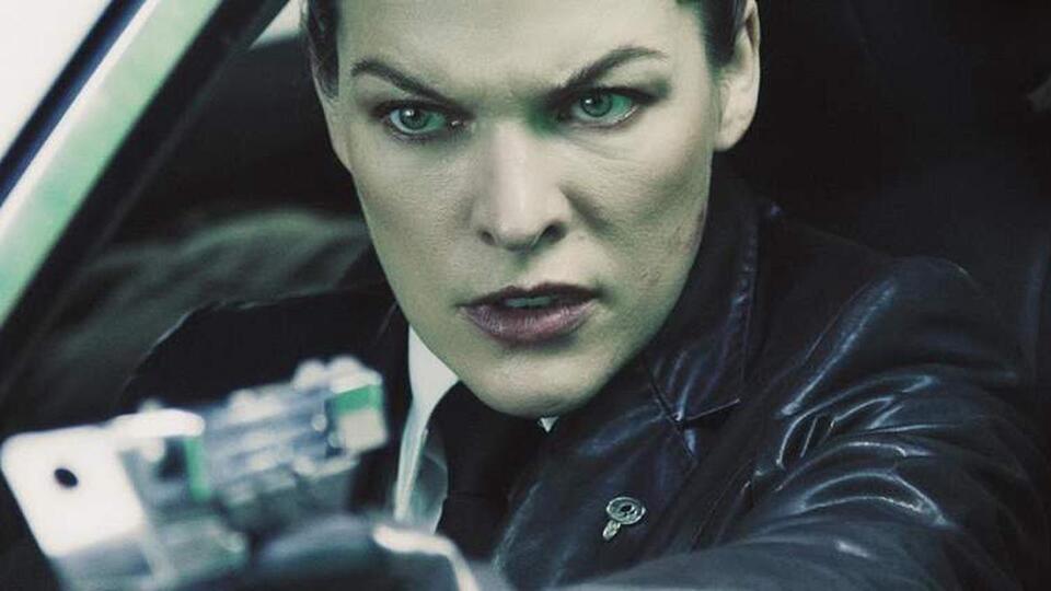 Bruce (Milla Jovovich)