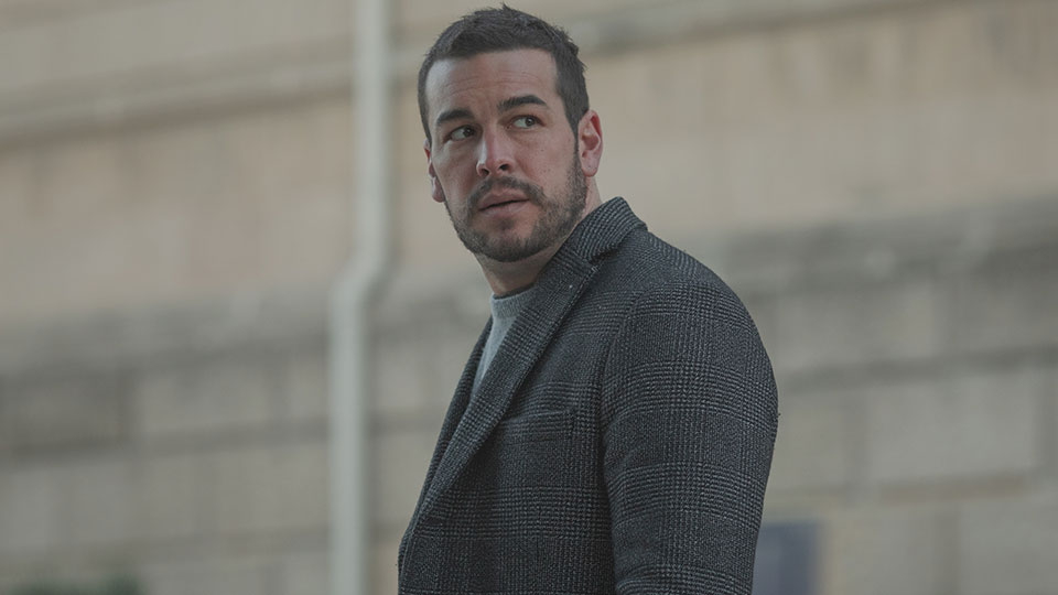 Mateo Vidal (Mario Casas)