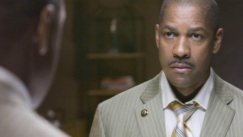 Detective Keith Frazier (Denzel Washington)