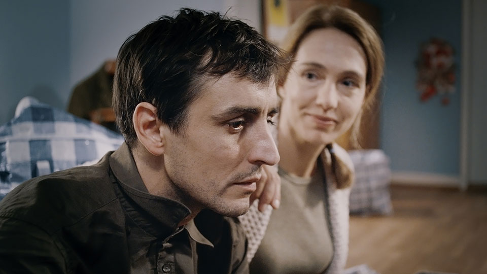 Frank (Dominique Jann), Alice (Ursina Lardi)